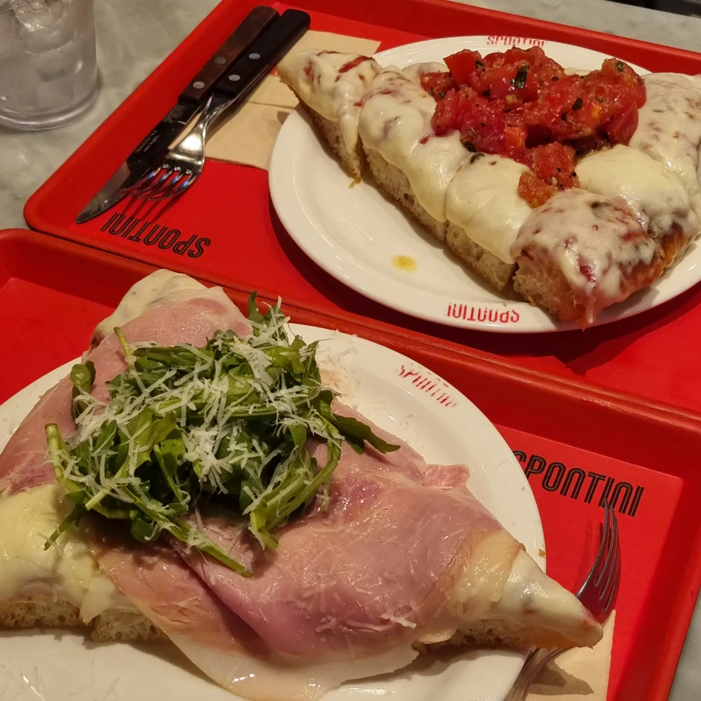 스폰티니 피자