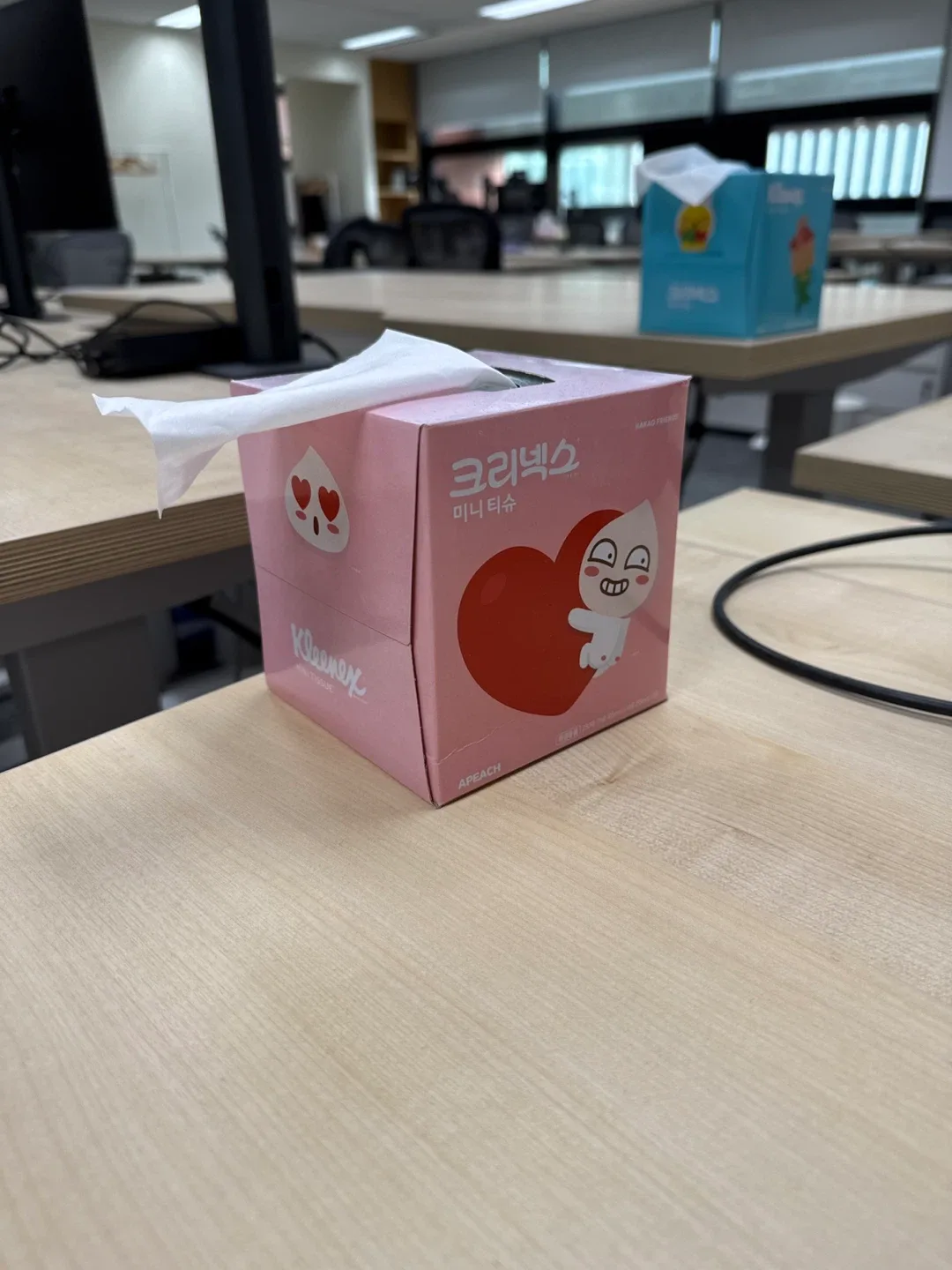 크리넥스 미니티슈 카카오 어피치