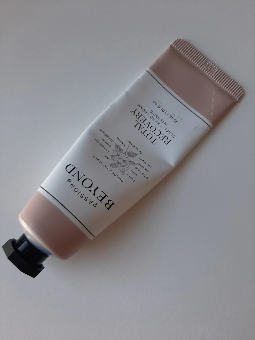 비욘드 핸드크림 30ml 새상품